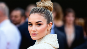 Le monde de la coiffure regorge d&rsquo;options pour celles et ceux qui souhaitent mettre en valeur leur chevelure avec élégance et style. Le chignon, en tant que coiffure polyvalente, a su s&rsquo;imposer comme un choix prisé pour un large éventail [&hellip;]