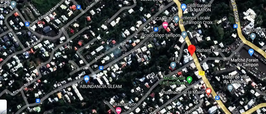 Salon de coiffure à 289 Rue Hubert Delisle, Le Tampon 97430, La Réunion