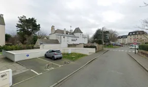 SALON M à Saint-Malo