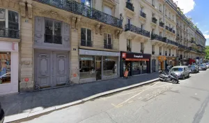 A la tête du client à Paris
