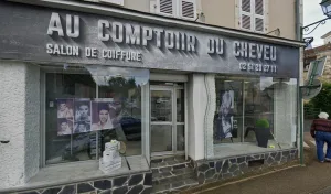 Au comptoir du Cheveu à Sainte-Hermine
