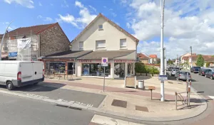 Retrouvez le salon de coiffure Twentif and Co situé à Sainte-Geneviève-des-Bois (91700) en Ile-de-France pour une coupe de cheveux dans le département Essonne. Vous pourrez consulter facilement les horaires d&rsquo;ouverture chez Twentif and Co afin de convenir d&rsquo;une heure pour [&hellip;]