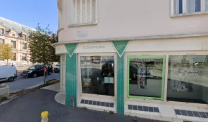 Epitête à Chartres