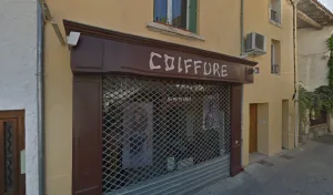 Retrouvez le salon de coiffure L&rsquo; Atelier D &lsquo;isa situé à Maillane (13910) en Provence-Alpes-Côte d&rsquo;Azur pour une coupe de cheveux dans le département Bouches-du-Rhône. Vous pourrez consulter facilement les horaires d&rsquo;ouverture chez L&rsquo; Atelier D &lsquo;isa afin de convenir [&hellip;]