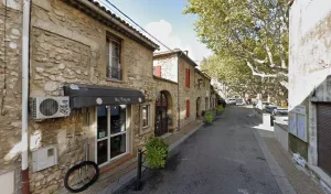 Au salon à Rochefort-du-Gard