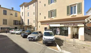 Faubourg Saint Honoré Coiffures à Nîmes