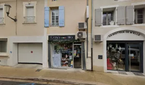 VEVE LAURIE à Entraigues-sur-la-Sorgue