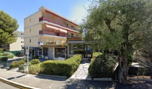 27 nuances à Antibes