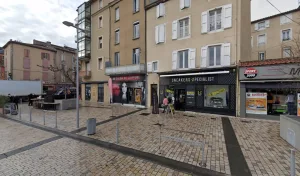 Corine Coiffure ( sur la Place de la Capelle ) à Millau