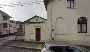 Le Quai Namasté – Salon de coiffure – Artisan – Coloration végétale – Soins énergétiques à Saumur